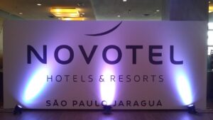 portico e banner de backdrop - estrutura metalica - sp