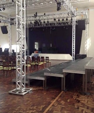 aluguel de palco com praticaveis e tablados
