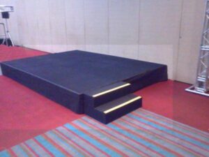preço de aluguel de palco e tablado com praticavel